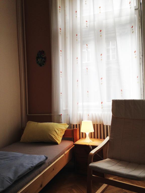 בודפשט Yolo Hostel חדר תמונה