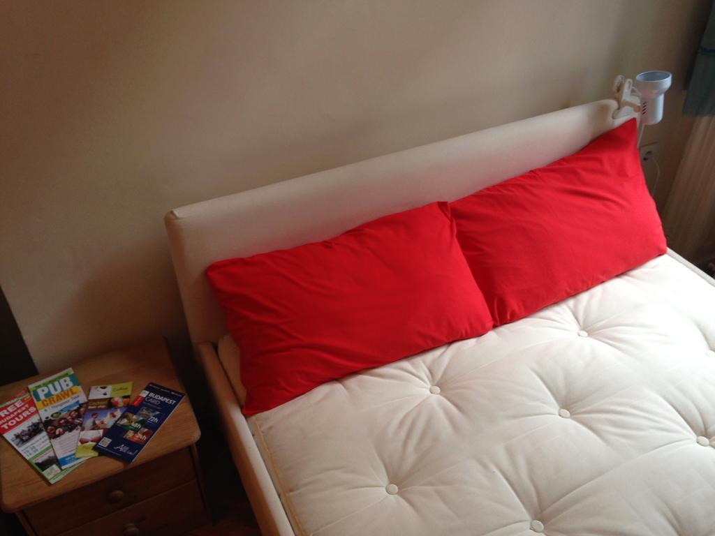 בודפשט Yolo Hostel חדר תמונה