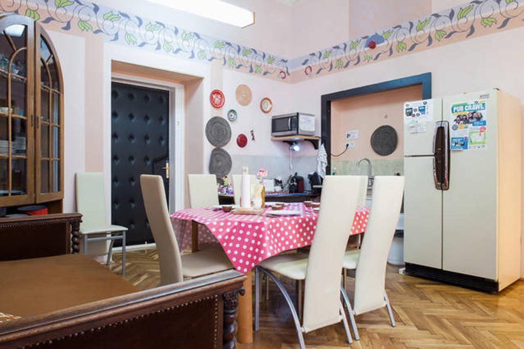 בודפשט Yolo Hostel מראה חיצוני תמונה