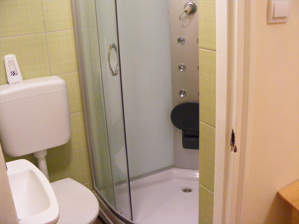 בודפשט Yolo Hostel מראה חיצוני תמונה